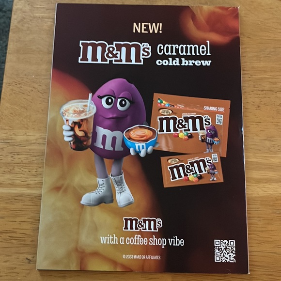 Brand new Cosmopolitan magazine - Picture 2 of 3